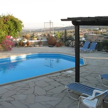 Vasilikos House 3* トチーニ