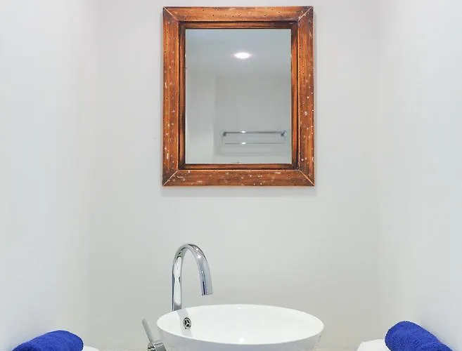 Vasilikos House Apartahotel