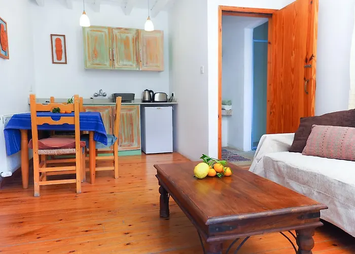 Vasilikos House Apartahotel 3*