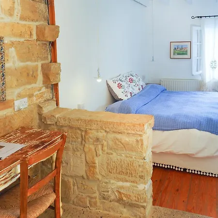Vasilikos House Aparthotel 3*